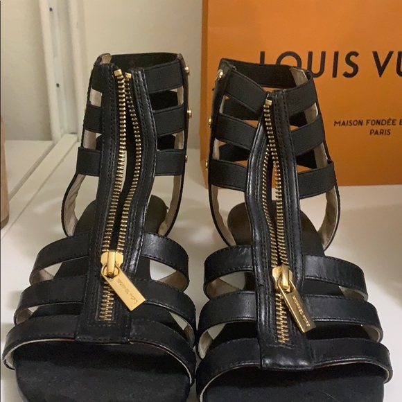 Michael Kors Gladiator Sandals - Picture 1 of 3